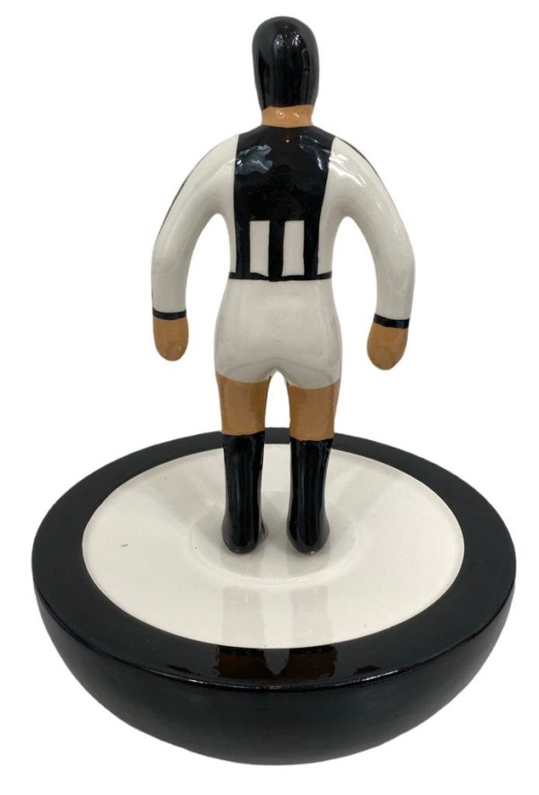 Scultura Subbuteo Gigante Juventus Firmato Stefano Puzzo in Ceramica 30cm - ANC1482 - immagine 4