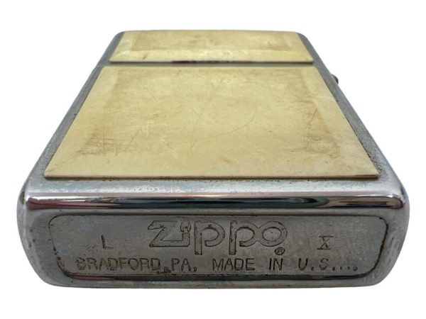 Acendino a Benzina Zippo Tricheco Decorato in Osso - AUC6453 - immagine 3